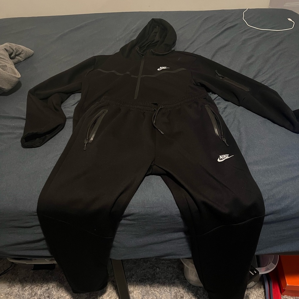 Nike Black Tracksuit with Hoodie